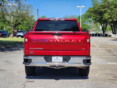 Used 2021 Chevrolet Silverado 1500 LT image 31