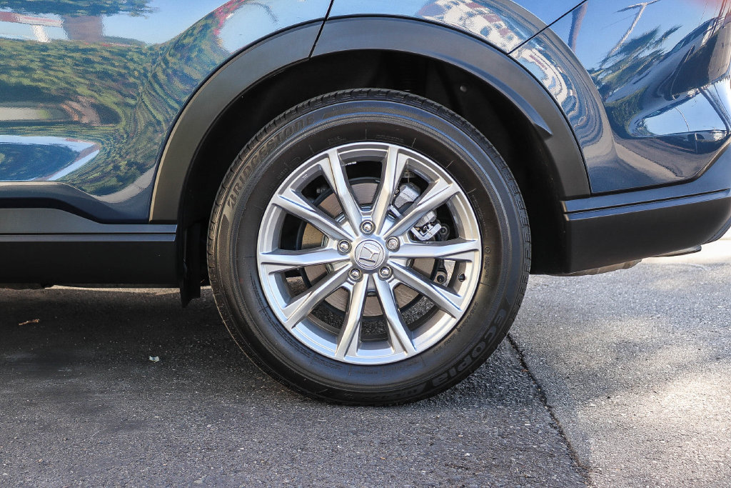Used 2025 Honda CR-V EX-L image 11