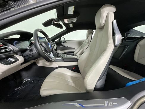 Used 2015 BMW i8 AWD/4WD image 16