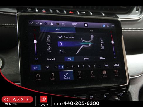 Used 2023 Jeep Grand Cherokee L Overland AWD/4WD image 11