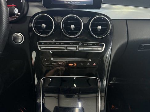 Used 2015 Mercedes-Benz C 300 4MATIC Sedan image 25