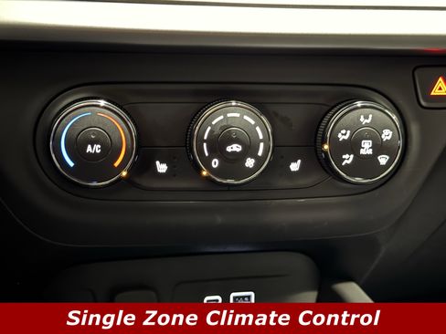 Used 2024 Chevrolet Trax RS w/ Driver Confidence Package image 10