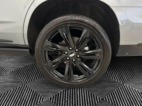 Used 2025 Cadillac Escalade Sport Platinum w/ LPO, Floor Liner Package AWD/4WD image 14