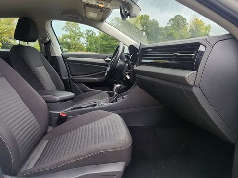 Used 2025 Volkswagen Jetta S FWD image 21