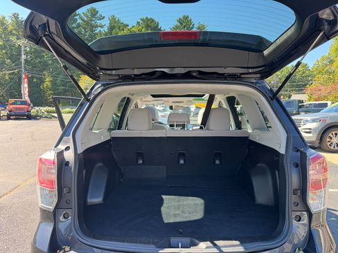 Used 2017 Subaru Forester 2.5i Premium image 30