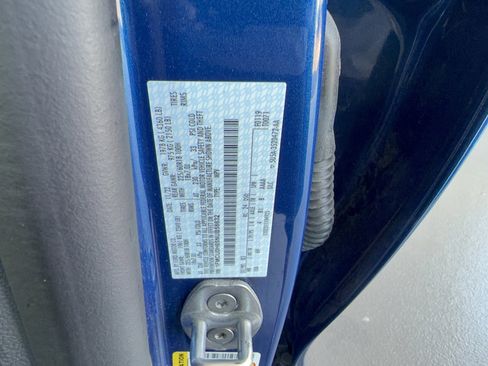 Certified 2022 Ford Escape SEL image 32