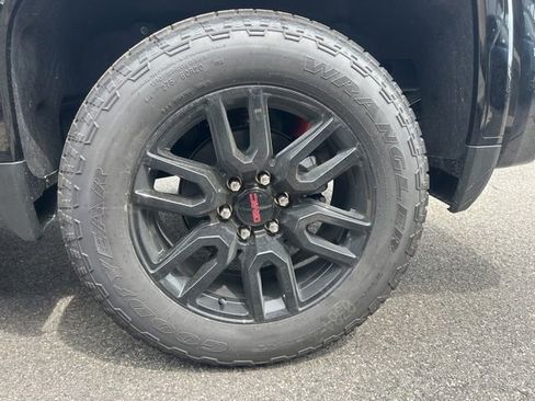 New 2026 GMC Sierra 1500 Elevation w/ Elevation Premium Package AWD/4WD image 8