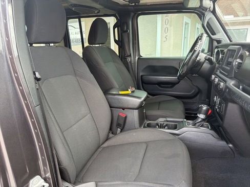 Used 2020 Jeep Wrangler Unlimited Sport AWD/4WD image 12