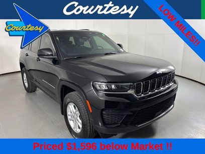 Used 2025 Jeep Grand Cherokee Laredo w/ MOPAR Finishing Package