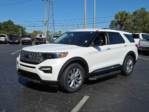 Used 2022 Ford Explorer Limited image 10