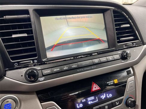 Used 2017 Hyundai Elantra Limited w/ Limited Tech Package 04 image 15
