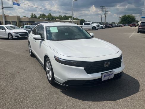 Used 2023 Honda Accord LX image 1
