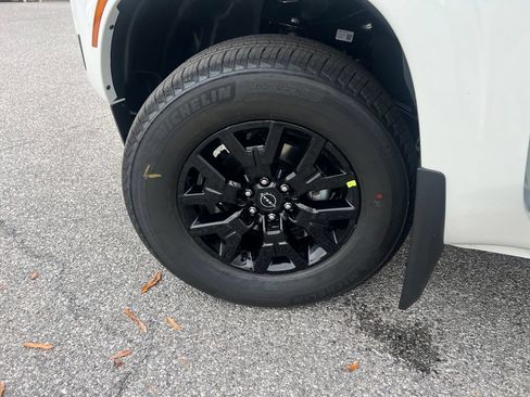 New 2026 Nissan Frontier SV w/ SV Convenience Package AWD/4WD image 26