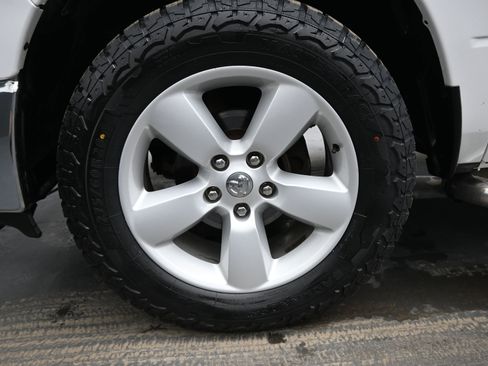 Used 2020 RAM 1500 Tradesman w/ Tradesman SXT Package image 9