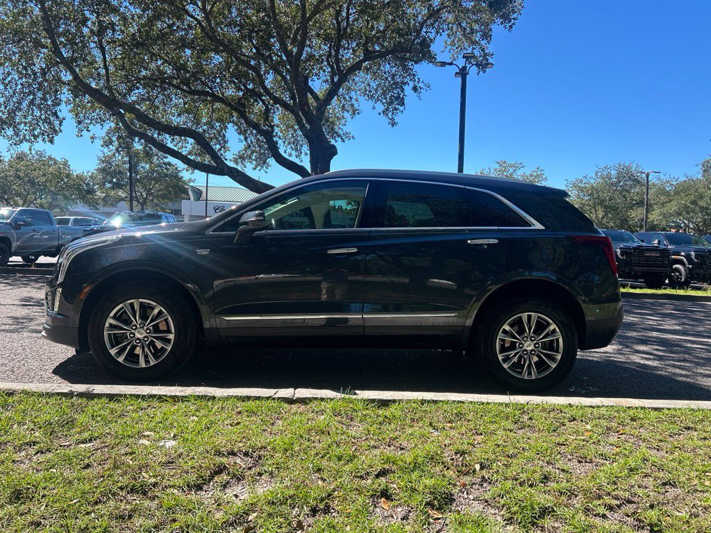 Used 2021 Cadillac XT5 Premium Luxury FWD image 1