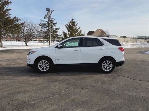 Used 2020 Chevrolet Equinox LT w/ Driver Convenience Package image 26