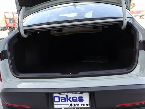 New 2025 Kia K4 LXS image 19