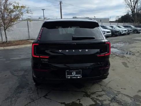 New 2025 Volvo EX90 Ultra w/ Protection Package Premier image 7