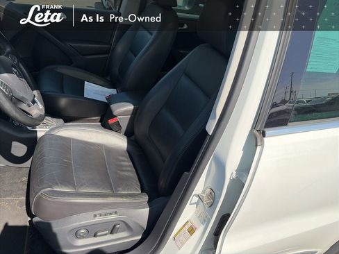 Used 2017 Volkswagen Tiguan Sport image 10