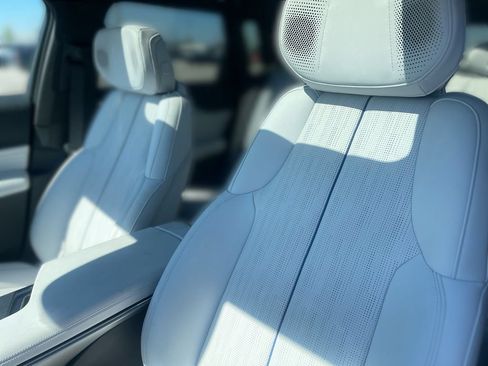 Certified 2024 Cadillac Lyriq Sport w/ LPO, Floor Liner Package AWD/4WD image 7