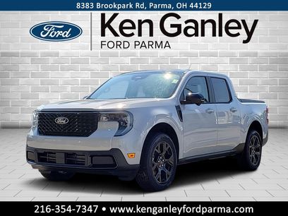 New 2025 Ford Maverick Lariat w/ Black Appearance Package