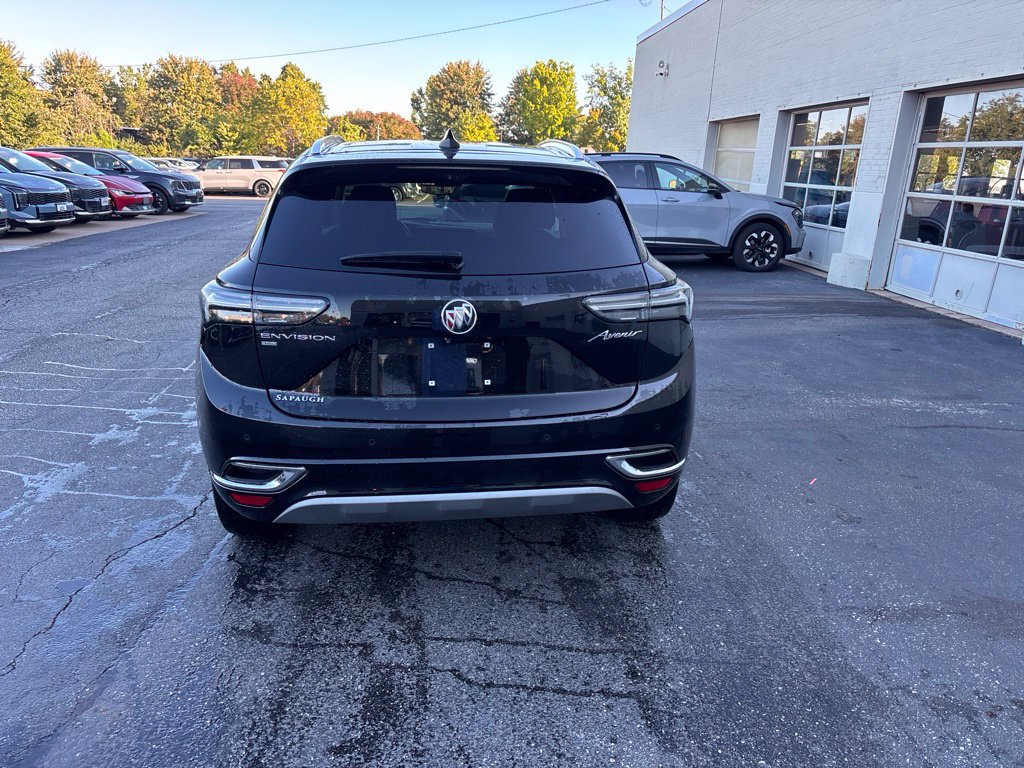 Used 2023 Buick Envision Avenir AWD/4WD image 4
