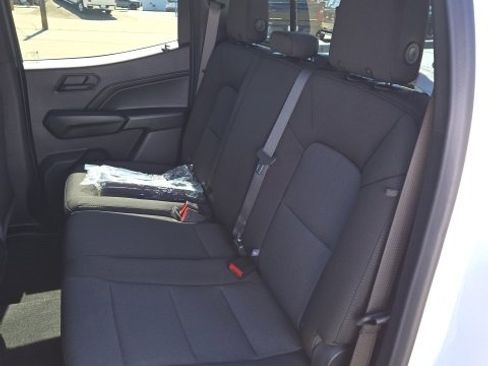 New 2026 Chevrolet Colorado W/T image 11