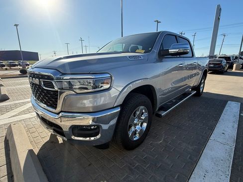 Used 2025 RAM 1500 Big Horn AWD/4WD image 1
