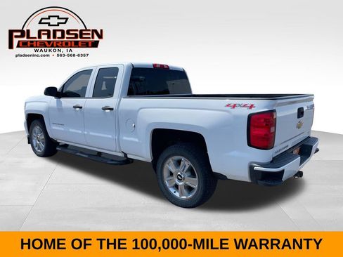 Used 2017 Chevrolet Silverado 1500 Custom w/ Custom Convenience Package AWD/4WD image 3