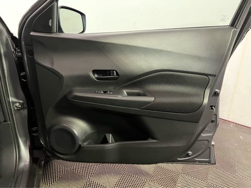 Used 2025 Nissan Kicks Play S image 28