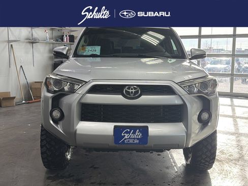 Used 2017 Toyota 4Runner SR5 Premium image 1