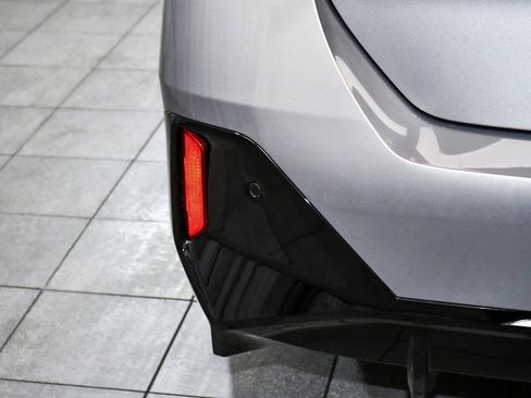 Used 2025 BMW i5 M60 w/ Executive Package image 97