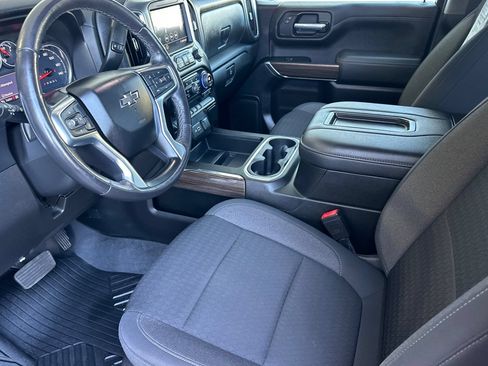 Used 2021 Chevrolet Silverado 1500 LT Trail Boss AWD/4WD image 10