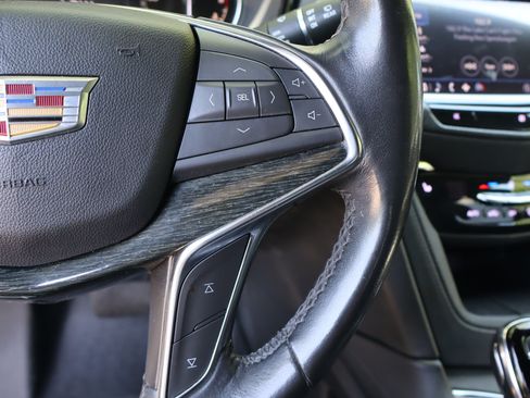 Used 2021 Cadillac XT5 Premium Luxury FWD image 24
