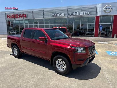Used 2024 Nissan Frontier SV w/ Tow Package