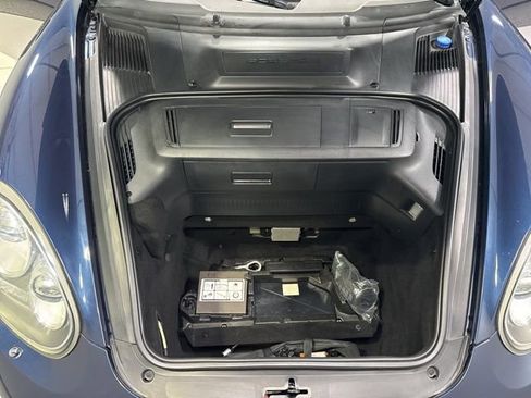 Used 2011 Porsche Cayman RWD image 4