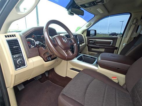 Used 2017 RAM 1500 Lone Star AWD/4WD image 10