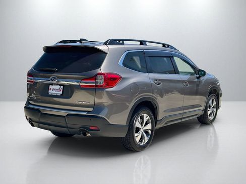 Used 2022 Subaru Ascent Premium w/ Convenience Package AWD/4WD image 5