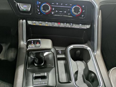 Used 2024 GMC Sierra 1500 Denali AWD/4WD image 31