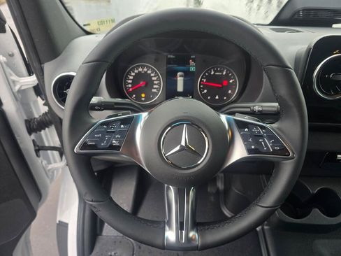 New 2026 Mercedes-Benz Sprinter 2500 image 31