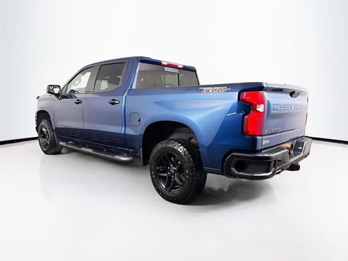 Used 2021 Chevrolet Silverado 1500 LT Trail Boss w/ Convenience Package II image 5
