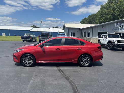 Used 2024 Kia Forte GT-Line FWD image 2
