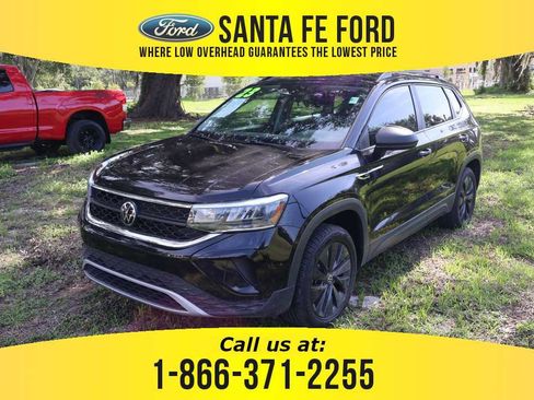 Used 2023 Volkswagen Taos S FWD image 1