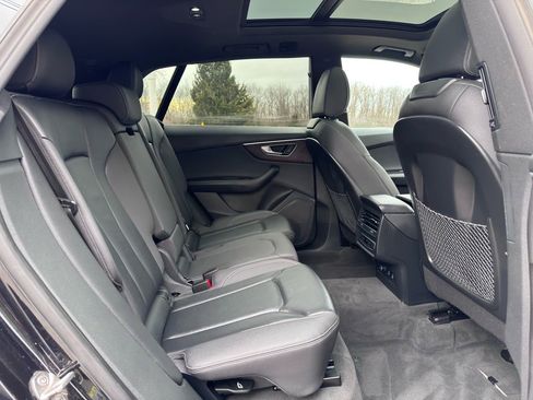 Used 2019 Audi Q8 Premium w/ Convenience Package image 32