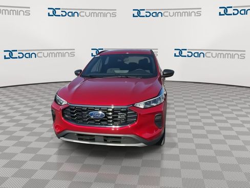 New 2026 Ford Escape ST-Line w/ Tech Pack #1 AWD/4WD image 3