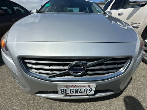 Used 2012 Volvo S60 T5 FWD image 12