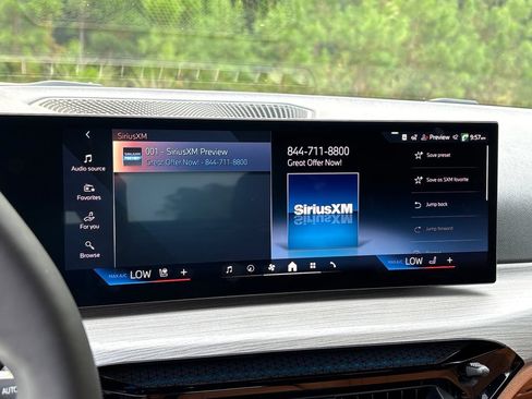 Used 2026 BMW 430i Convertible w/ Premium Package RWD image 18