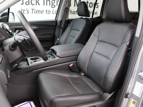Used 2025 Honda Ridgeline RTL image 15