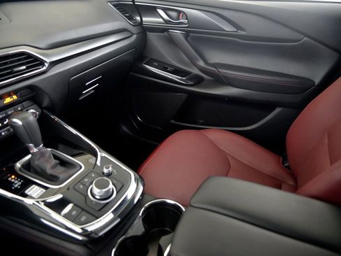 Used 2023 MAZDA CX-9 Carbon Edition image 26