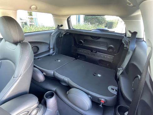 Used 2022 MINI Cooper S image 23